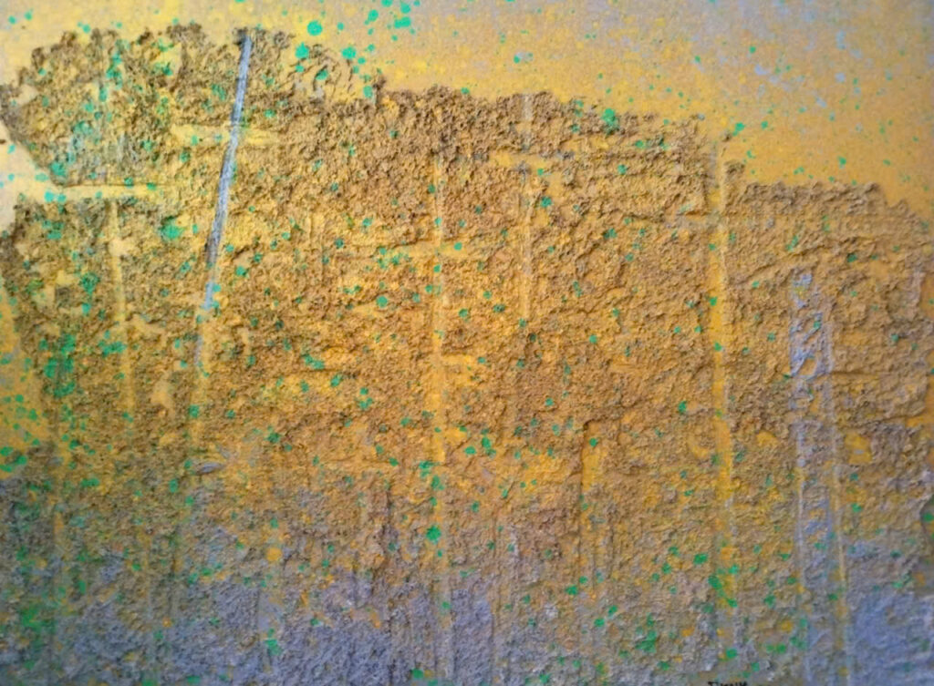 Xóm đạo Size: 90X130cm Material: Mix Media Artist: Trần Vĩnh Thịnh